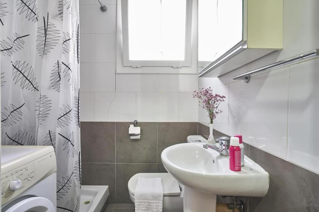 Bebarceloner Sant Andreu Apartments - 1 Bedroom Eksteriør billede